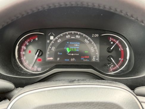 Certified 2025 Toyota RAV4 XLE w/ Convenience Package AWD/4WD image 33