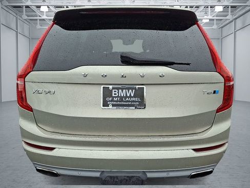 Used 2017 Volvo XC90 T6 Momentum w/ Vision Package image 6
