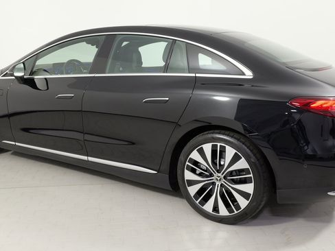 Used 2023 Mercedes-Benz EQE 500 4MATIC Sedan image 15