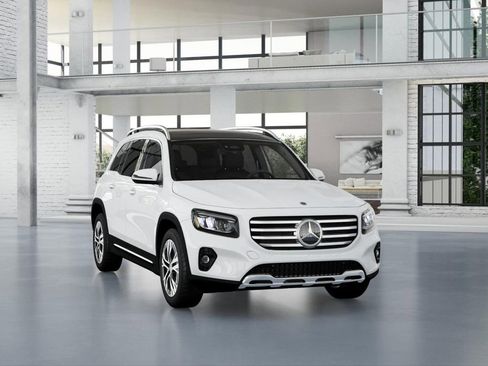 New 2026 Mercedes-Benz GLB 250 4MATIC image 9
