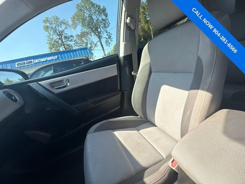 Used 2019 Toyota Corolla LE FWD image 34