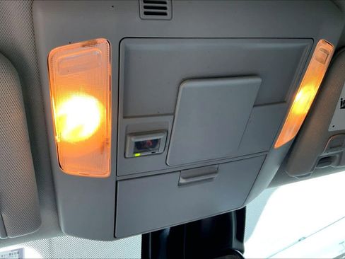 Used 2020 Toyota Tundra SR5 image 31