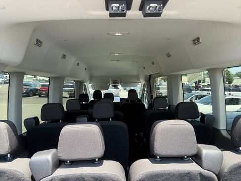 Used 2024 Ford Transit 350 XLT RWD image 8