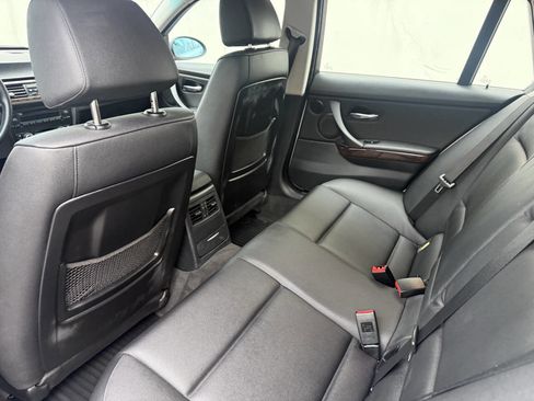 Used 2007 BMW 328xi Wagon image 17