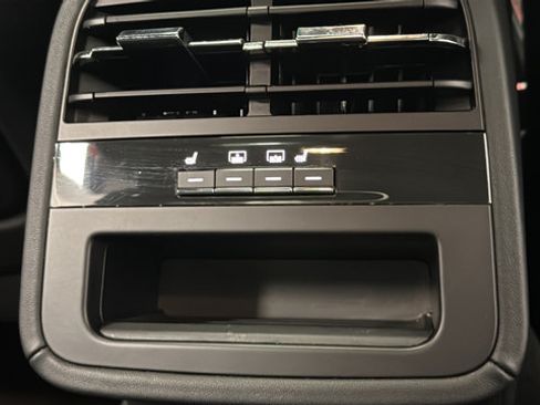 Used 2015 Maserati Quattroporte GTS RWD image 33