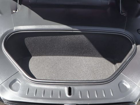 Used 2023 Tesla Model S Standard Range AWD/4WD image 11