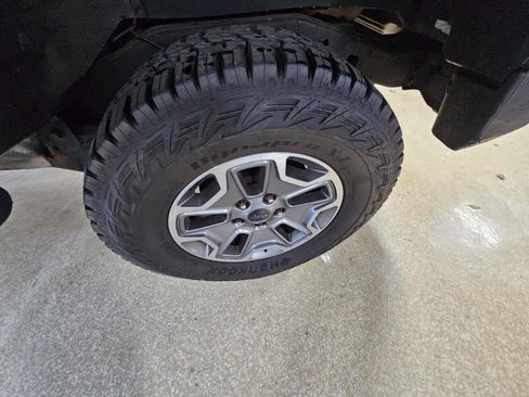 Used 2007 Jeep Wrangler Unlimited X image 29