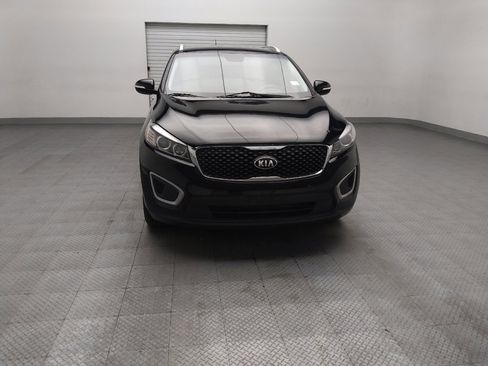 Used 2018 Kia Sorento FWD V6 image 14