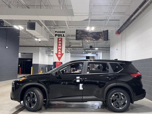 New 2026 Nissan Rogue SV w/ Cold Weather Package image 26