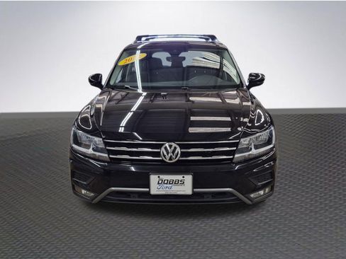 Used 2020 Volkswagen Tiguan SEL FWD image 3