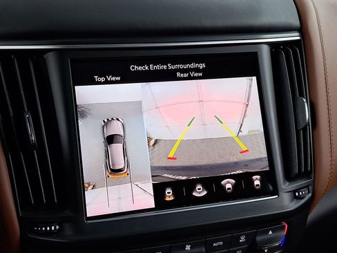 Used 2021 Maserati Levante S GranSport image 33