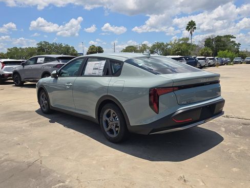 New 2026 Kia K4 FWD image 6