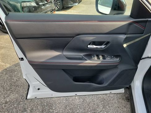 New 2026 Nissan Kicks SR w/ Cold Weather Package FWD image 12