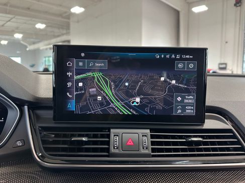 Used 2025 Audi SQ5 Premium Plus image 32