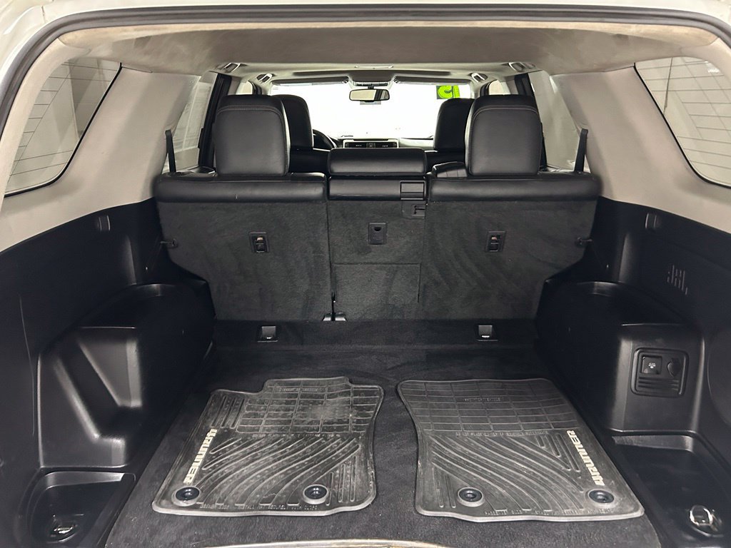 Used 2015 Toyota 4Runner Limited AWD/4WD image 11