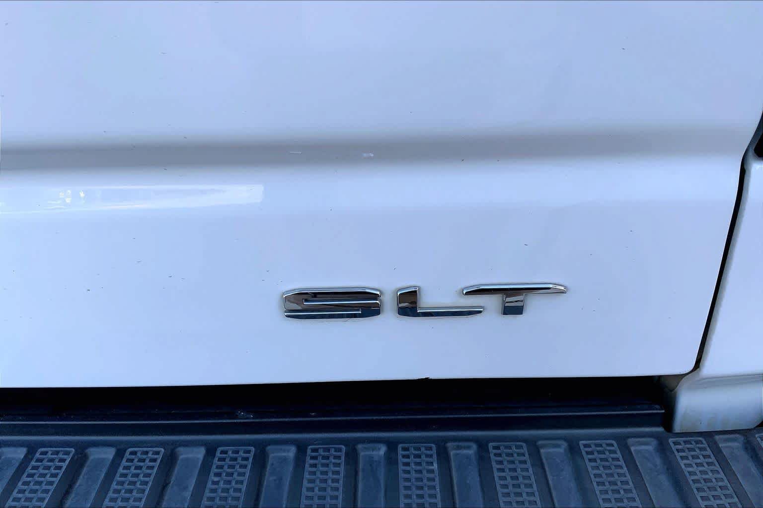 Used 2019 GMC Sierra 1500 SLT w/ SLT Premium Plus Package AWD/4WD image 10