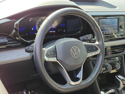 Used 2024 Volkswagen Taos S FWD image 8