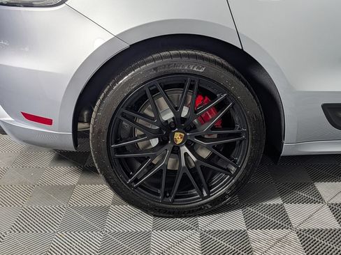 New 2026 Porsche Macan GTS AWD/4WD image 13