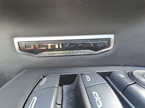Used 2024 GMC Sierra 1500 Denali Ultimate AWD/4WD image 20