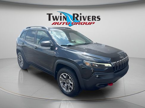 Used 2021 Jeep Cherokee Trailhawk w/ Premium Leather Package AWD/4WD image 6