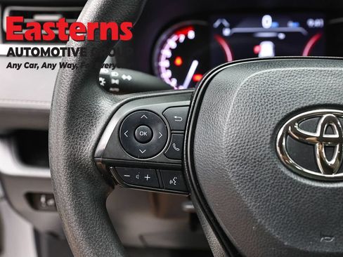 Used 2024 Toyota RAV4 XLE AWD/4WD image 14