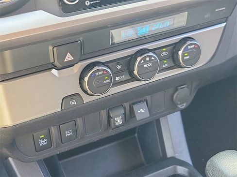 Used 2022 Toyota Tacoma SR5 w/ Technology Package image 26