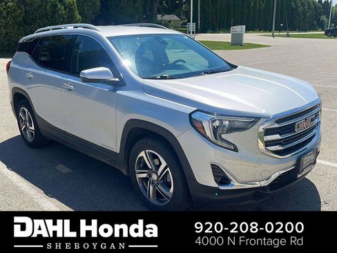Used 2020 GMC Terrain SLT w/ Preferred Package FWD image 1