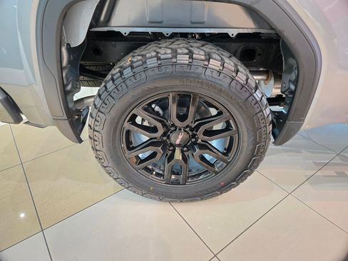 New 2026 GMC Sierra 1500 Elevation image 5