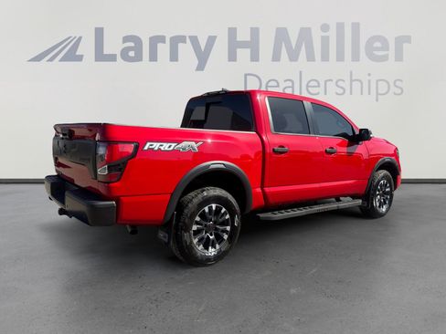 Used 2024 Nissan Titan PRO-4X w/ Pro-4x Convenience Package AWD/4WD image 5