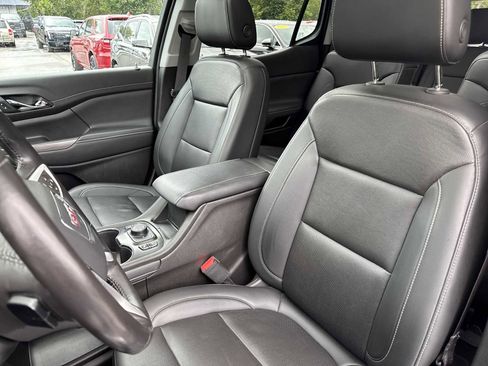 Used 2022 GMC Acadia SLT w/ Elevation Edition image 22