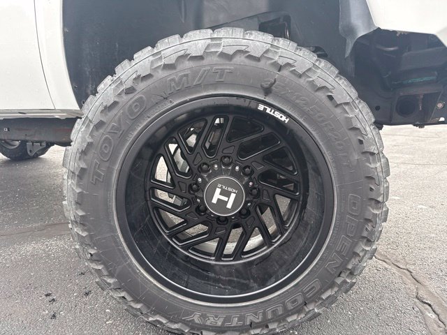 Used 2014 Chevrolet Silverado 3500 W/T w/ Snow Plow Prep Package AWD/4WD image 9