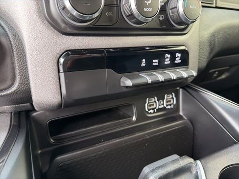 Used 2023 RAM 1500 Big Horn image 31