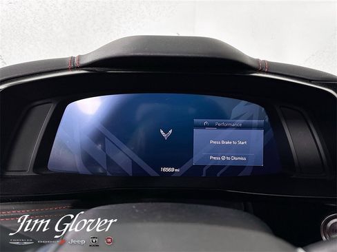 Used 2022 Chevrolet Corvette Stingray w/ Z51 Performance Package image 23
