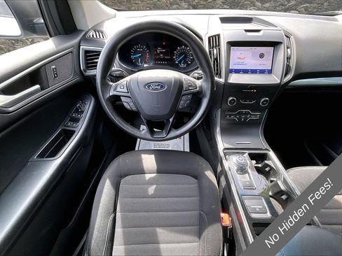 Used 2020 Ford Edge SE FWD image 5