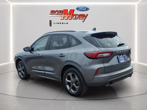 Used 2024 Ford Escape ST-Line w/ Tech Pack #1 AWD/4WD image 7