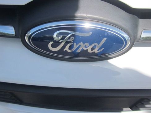 Used 2012 Ford Focus SE FWD image 29