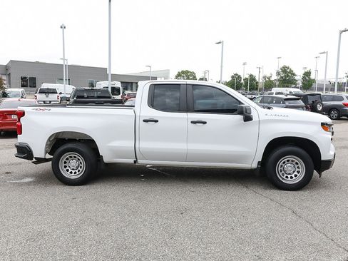 Used 2023 Chevrolet Silverado 1500 W/T w/ WT Value Package AWD/4WD image 8