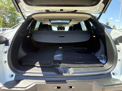 Certified 2025 Nissan Murano SL w/ Cargo Package AWD/4WD image 21