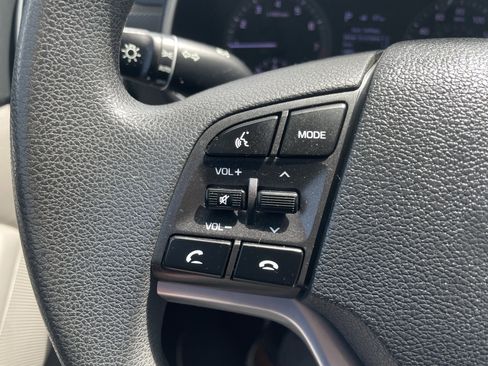 Used 2020 Hyundai Tucson Value AWD/4WD image 15