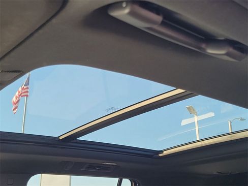 Certified 2023 GMC Yukon Denali image 19