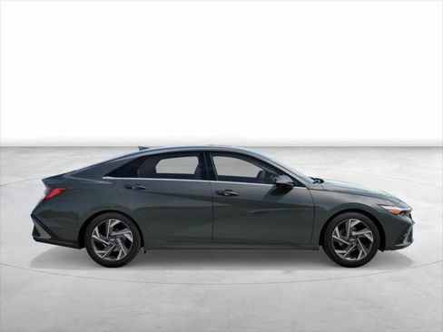 New 2026 Hyundai Elantra Limited FWD image 7