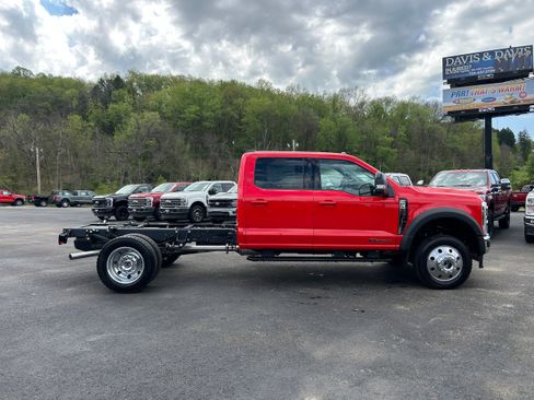 New 2026 Ford F550 4x4 Crew Cab image 15