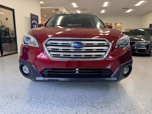 Used 2017 Subaru Outback 2.5i Limited image 12