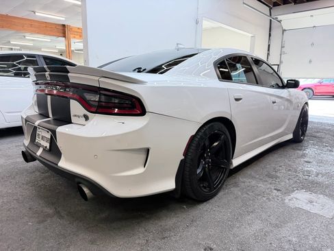 Used 2018 Dodge Charger SRT Hellcat w/ Harman/Kardon Audio Group RWD image 8