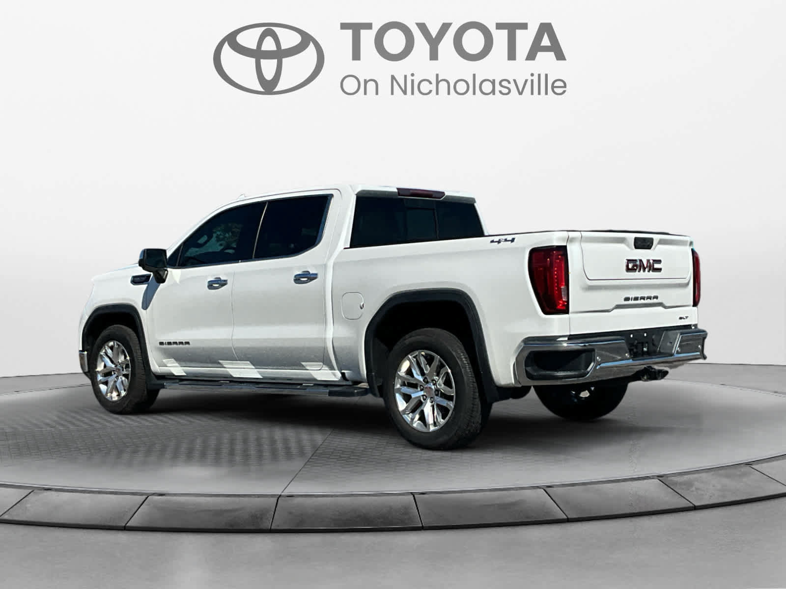 Used 2019 GMC Sierra 1500 SLT w/ SLT Premium Plus Package AWD/4WD image 3