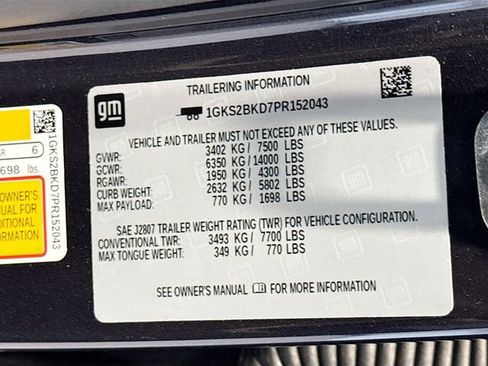 Used 2023 GMC Yukon SLT AWD/4WD image 27