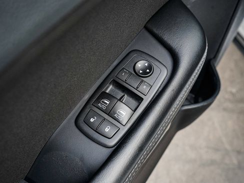 Used 2020 Dodge Challenger SXT w/ Blacktop Package image 10