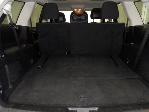Used 2018 Dodge Journey SE image 12