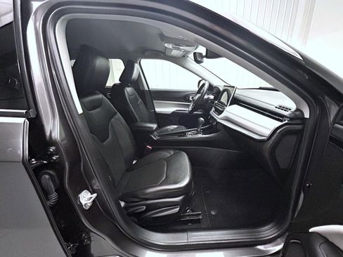 Certified 2022 Jeep Compass Limited image 15