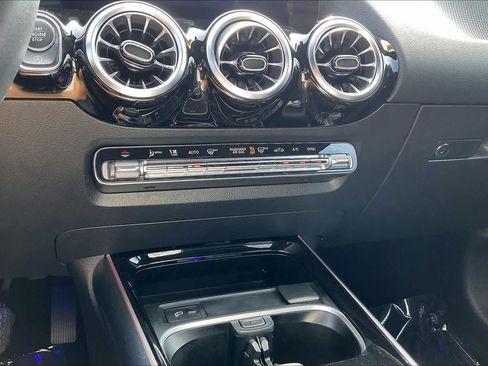 Used 2023 Mercedes-Benz GLA 250 image 31